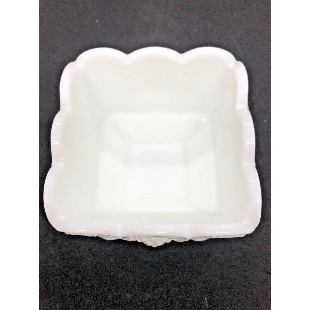 Westmoreland White Milk Glass with Paneled Grape Design Planter/ Bowl